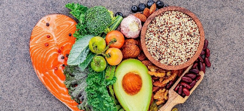 این خوراکی‌ها کلسترول بد را پایین می‌آورند؛ حجم غذا مهم‌تر است یا نوع آن؟